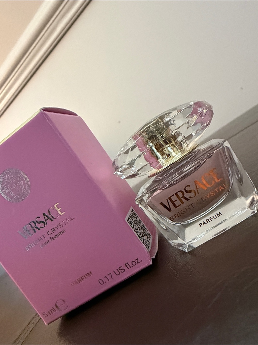 New in box Versace Bright Crystal pour femme EDP 5ml